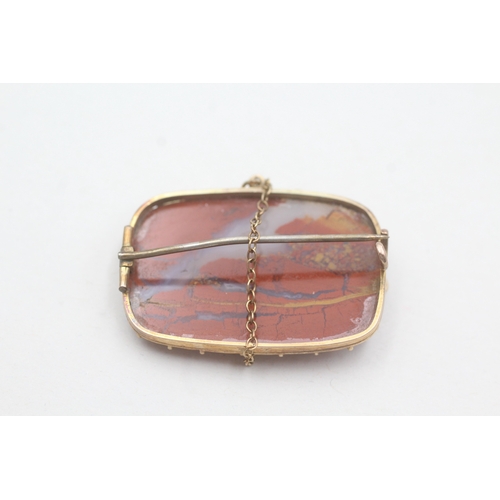 6 - 9ct gold jasper brooch (7.6g)