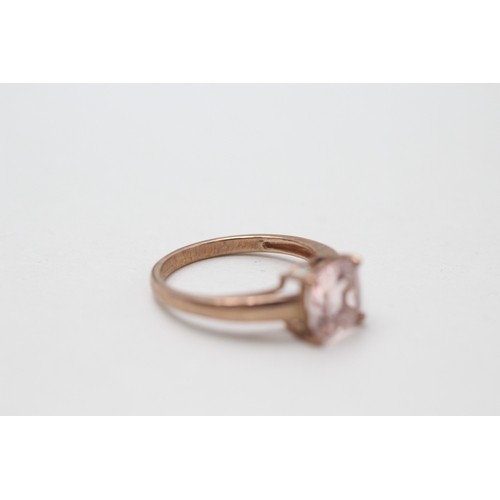 75 - 9ct gold morganite single stone ring (1.8g) Size  J 1/2