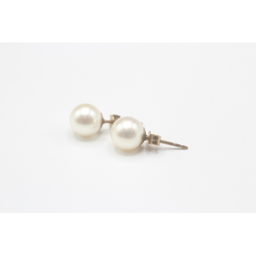 95 - 9ct gold cultured pearl stud earrings (2.2g)