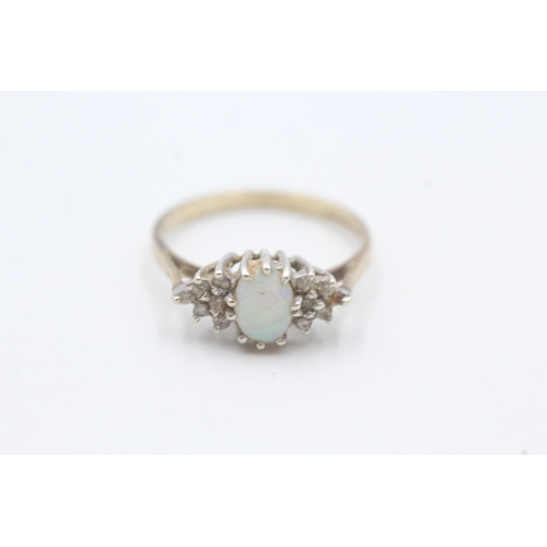 97 - 9ct gold vintage opal & diamond dress ring (2g) Size  P