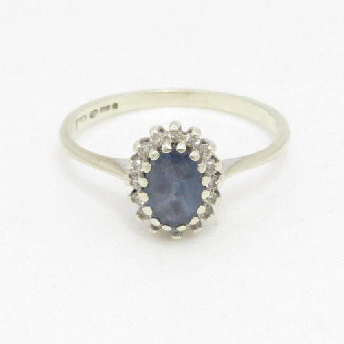 9 - 9ct gold sapphire and diamond halo ring (1.5g) Size K 1/2