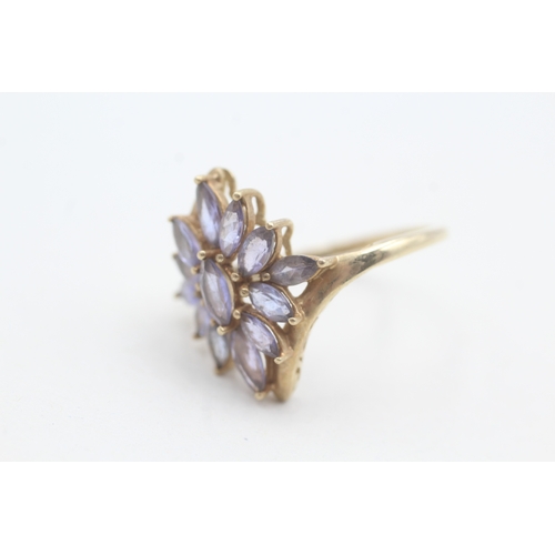 141 - 9ct gold tanzanite dress ring (2.9g) Size P 1/2