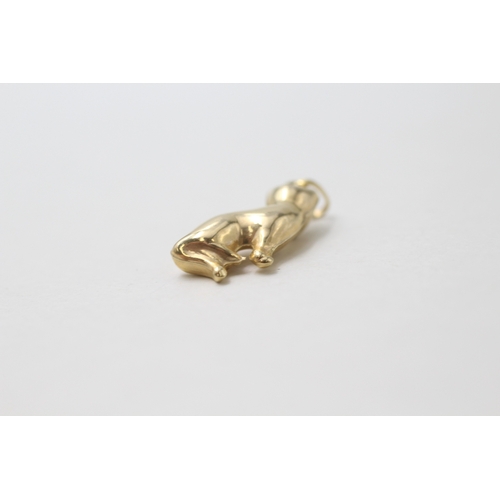 16 - 9ct gold cat charm (0.6g)