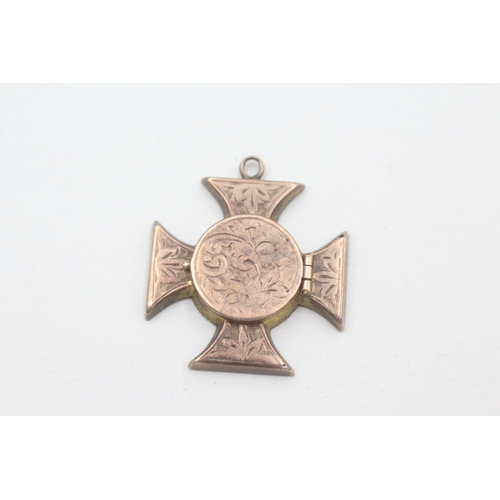 175 - 6ct gold cross locket (3g)