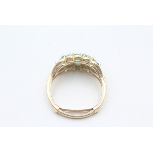 192 - 9ct gold emerald & diamond dress ring (3.6g) Size P