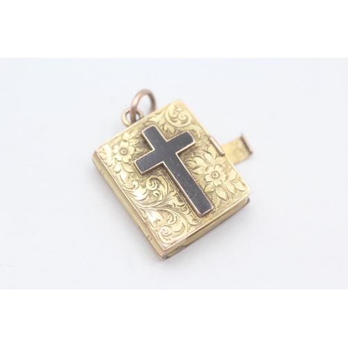 199 - 9ct gold antique bible patterned locket (5.2g)