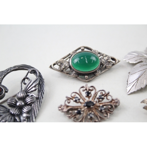 228 - Collection of Sterling Silver Gemstone Brooches inc. Chalcedony x 5 24g