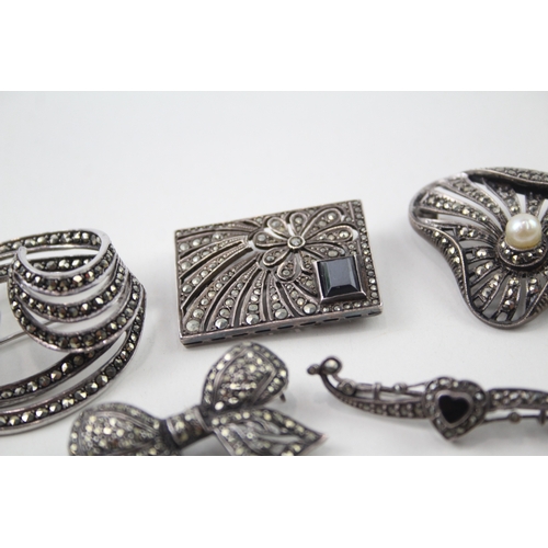 229 - Collection of Sterling Silver Marcasite Brooches inc. Gemstone, Bow x 5 47g