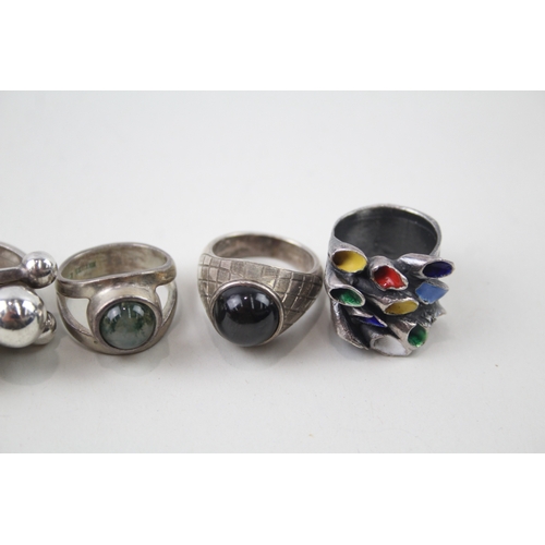 235 - Collection of Sterling Silver Modernist Rings inc. Gemstone, Enamel x 5 44g