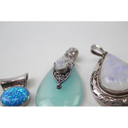 252 - Collection of Sterling Silver Gemstone Pendants inc. Moonstone, Opal x 5 58g