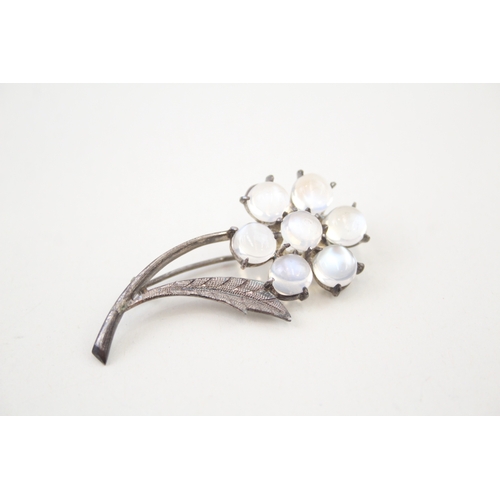 257 - Antique Sterling Silver Moonstone Floral Brooch 4g