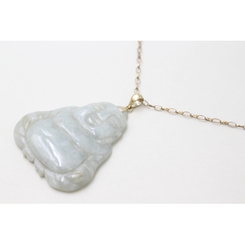 32 - 9ct gold jade buddha pendant on chain (17.7g)