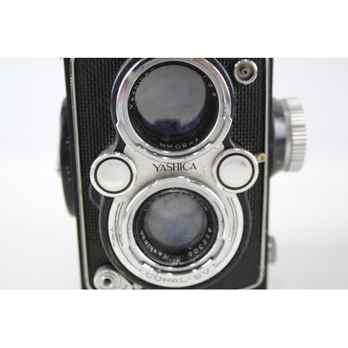 354 - Yashica Mat-124 Medium Format Twin Lens Camera w/ 80mm F/3.5 Lenses