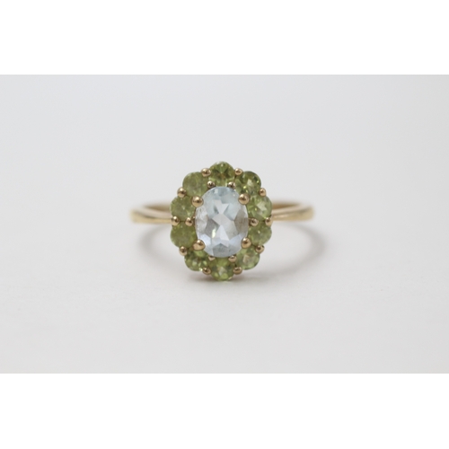 36 - 9ct gold aquamarine & peridot oval cluster ring (2.5g) Size U