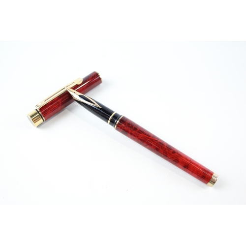 391 - Vintage Sheaffer Targa Red Lacquer Cased Fountain Pen w/ 14ct Gold Nib WRITING