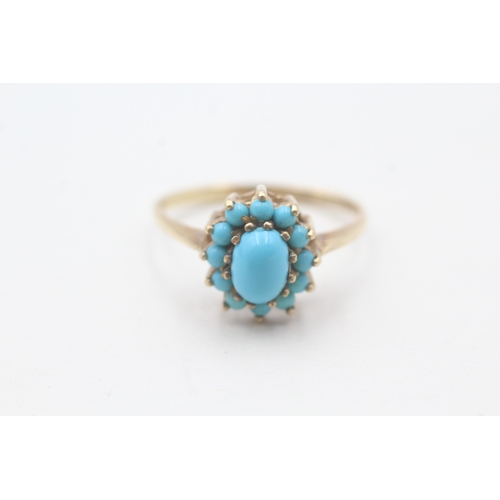 77 - 9ct gold vintage turquoise cluster ring (2.5g) Size P