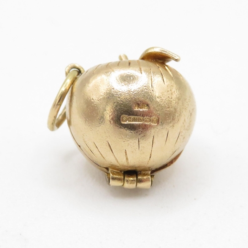 206 - HM 9ct Gold Opening Apple Adam & Eve Charm - 5.54g