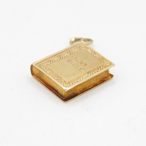 207 - HM 9ct Gold Holy Bible Charm - 1.60g