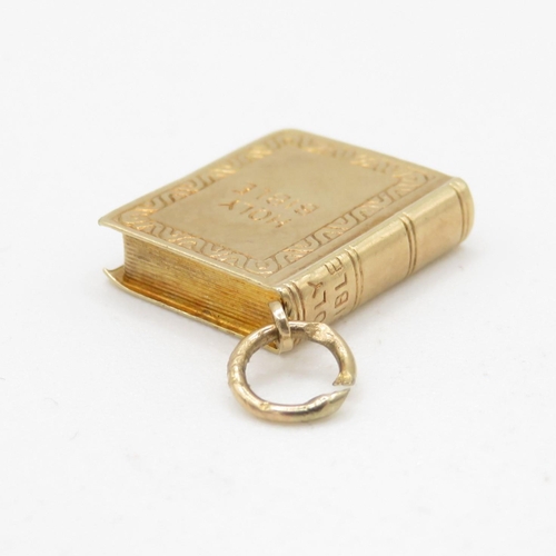 207 - HM 9ct Gold Holy Bible Charm - 1.60g