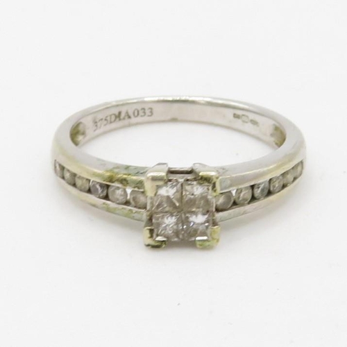 120 - 9ct gold diamond dress ring (2.1g) Size  J 1/2