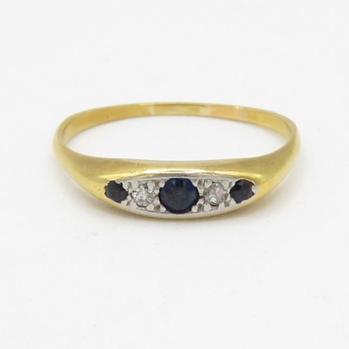 77 - 18ct gold vintage sapphire and diamond five stone dress ring (2.8g) AS SEEN - MISSHAPEN Size  P