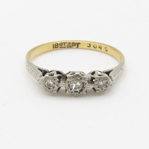 95 - 18ct gold & platinum vintage diamond three stone ring (1.9g) Size  N