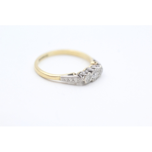 108 - 18ct gold vintage diamond three stone ring (2.4g) Size  N