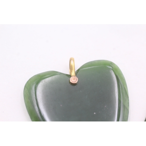 13 - 2 x 9ct gold vintage nephrite pendants (17.5g)