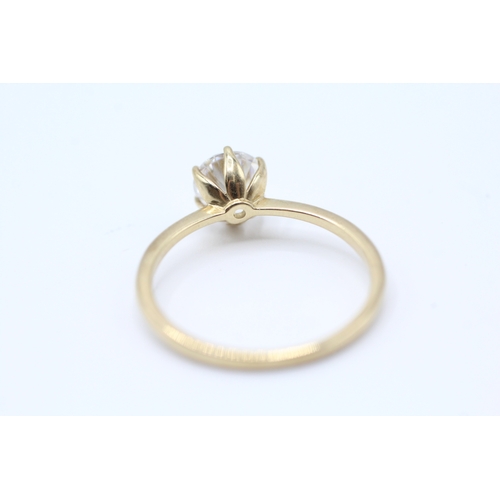 24 - 9ct gold synthetic moissanite solitaire ring (1.6g) Size  P