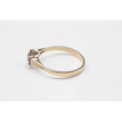 28 - 9ct gold vintage opal & ruby cluster ring, claw set (1.7g)