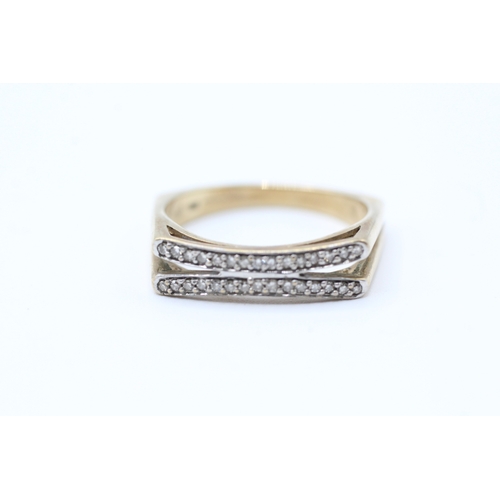 6 - 9ct gold diamond ring (3.6g) Size  R 1/2