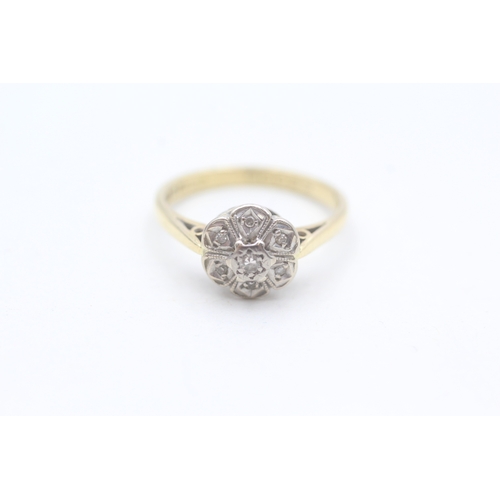 75 - 18ct gold vintage diamond floral design dress ring (3.2g) Size  M