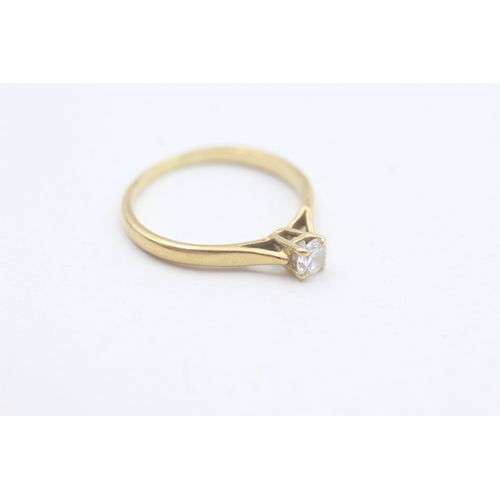 89 - 18ct gold diamond solitaire ring (1.8g) Size  L