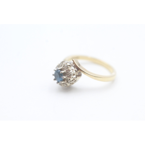 90 - 9ct gold diamond & topaz halo ring (3.5g) Size  P