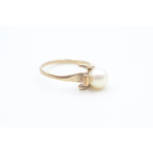 98 - 9ct gold vintage cultured pearl dress ring (2.3g)