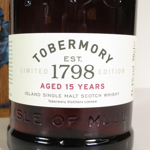 436 - Bottle of Tobermory 15 year old 1798 Whisky bottle with contents in wooden box