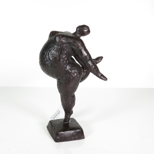 439 - Beryl Reid style bronze statue 1.7kg