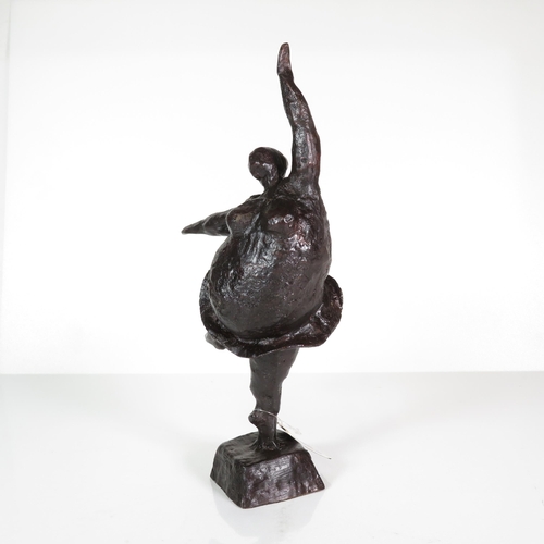 440 - Beryl Reid style bronze statue 1.7kg