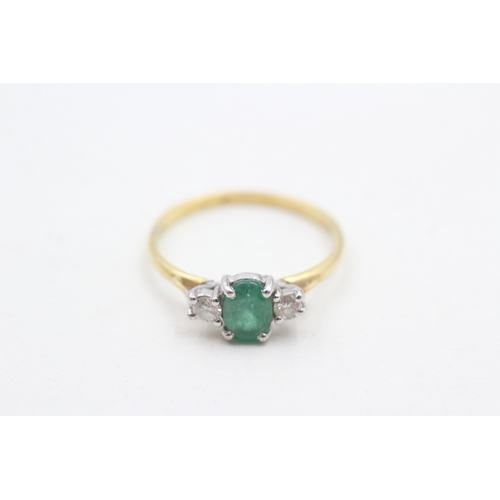 2 - 18ct gold emerald & diamond trilogy ring (2.1g)Size O 1/2