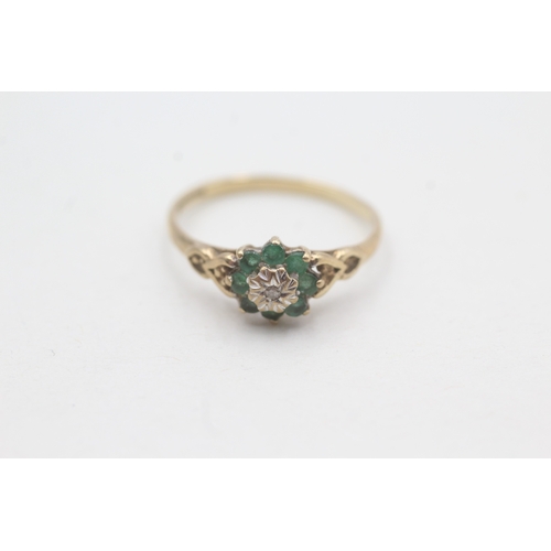 25 - 9ct gold emerald and diamond ring (1.5g) Size N