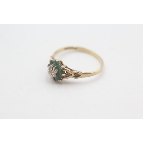 25 - 9ct gold emerald and diamond ring (1.5g) Size N