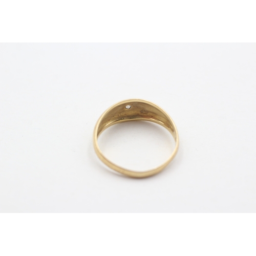 28 - 18ct gold and diamond ring (2.4g) AS SEEN - MISSHAPEN Size L 1/2