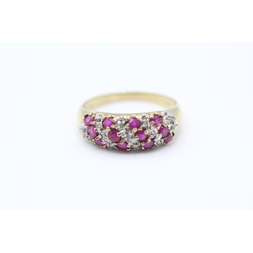 32 - 9ct gold ruby and diamond ring (2.4g) Size M