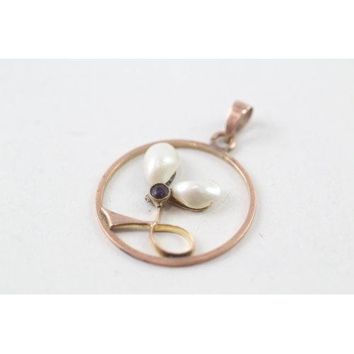 39 - 9ct rose gold antique blister pearl and amethyst set pendant (1.4g)