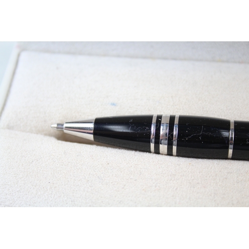 390 - Montblanc Starwalker Black Resin Ballpoint Pen / Biro WRITING Original Box