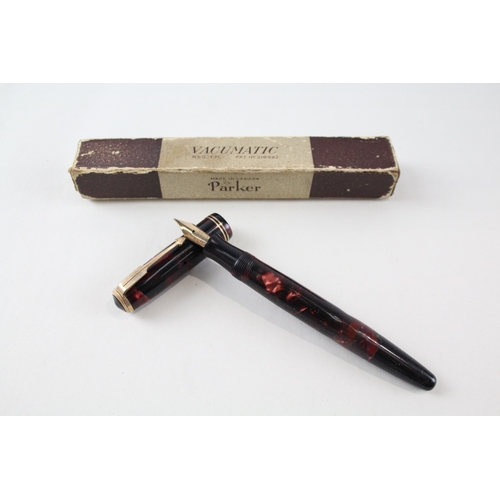 391 - Vintage Parker Vaccumatic Burgundy Fountain Pen w/ 14ct Gold Nib Writing Boxed