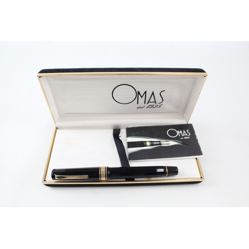 396 - Vintage OMAS Black Cased Fountain Pen w/ 18ct Gold Nib WRITING Original Box