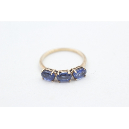 73 - 9ct gold and kyanite ring (1.7g) Size N 1/2