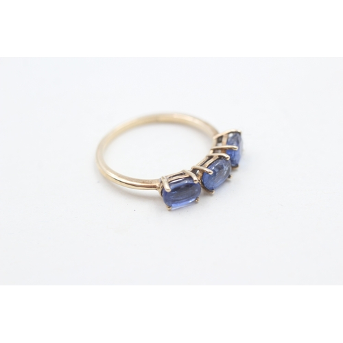 73 - 9ct gold and kyanite ring (1.7g) Size N 1/2