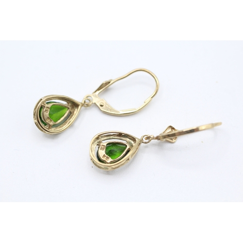 84 - 9ct gold diopside lever back earrings (1.7g)